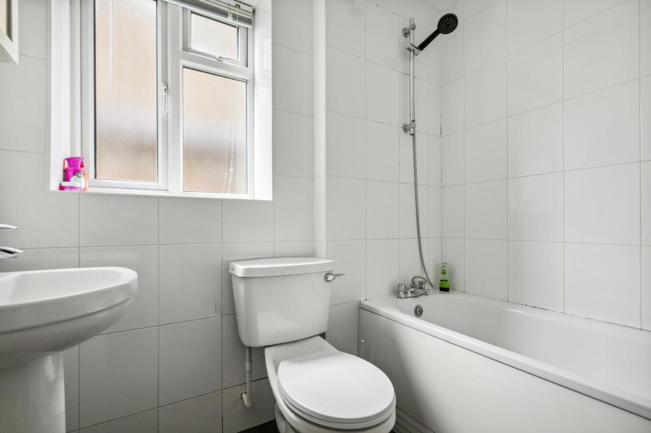 Cozy Wimbledon Apartment London Eksteriør billede