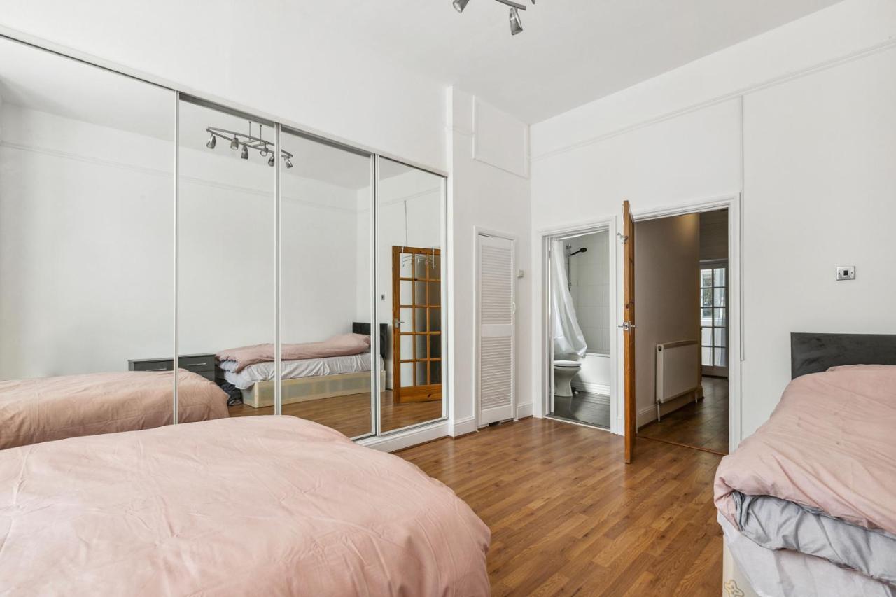 Cozy Wimbledon Apartment London Eksteriør billede